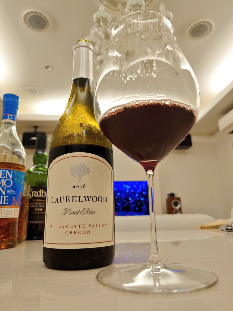 Laurelwood Pinot Noir 2018